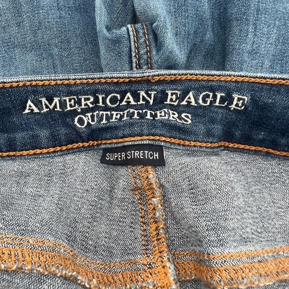 American Eagle Outfitters Super Low Stretch Distressed Jeggings Size 28 Junior’s - Picture 2 of 5
